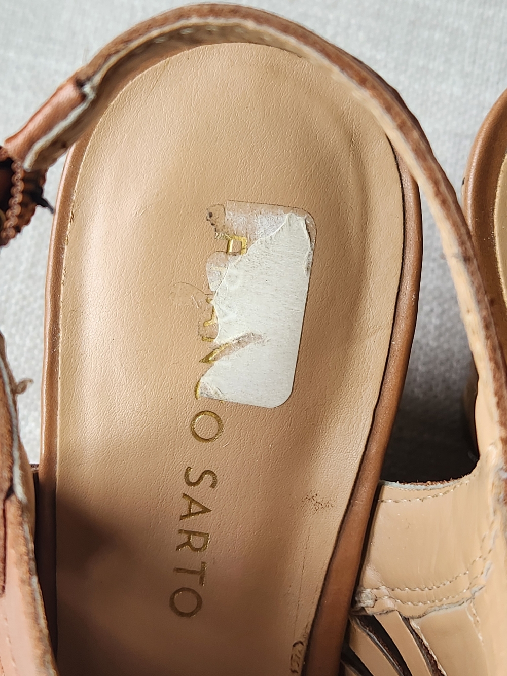 Franco Sarto Tan Leather Wedge Sandals 7.5 "Sharp" Strappy Exellent Cond Congnac - Picture 9 of 10